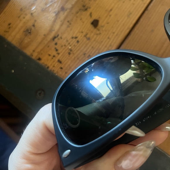 Ray ban New Wayfarer Sunglasses ( Matte Black frame ) - Picture 9 of 9